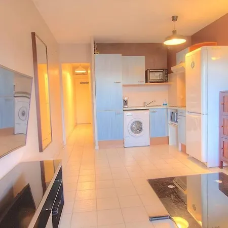 Apartment Superbe 2P A Louer Avec Piscine A 200M Des Plages